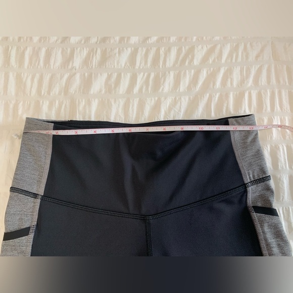 Champion C9  Black and Gray Colorblock/Pattern Leggings - Picture 10 of 16